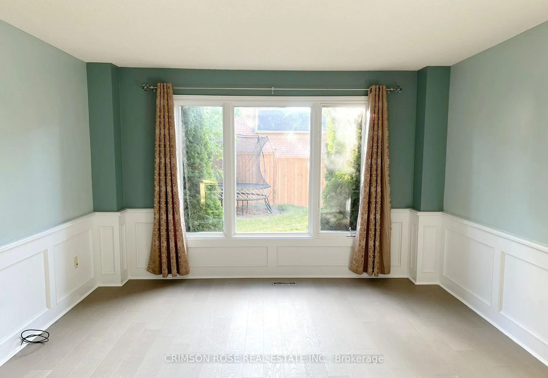 Photo 13 of 2037 Schoolmaster Circle, Oakville, Glen Abbey — HOMEH