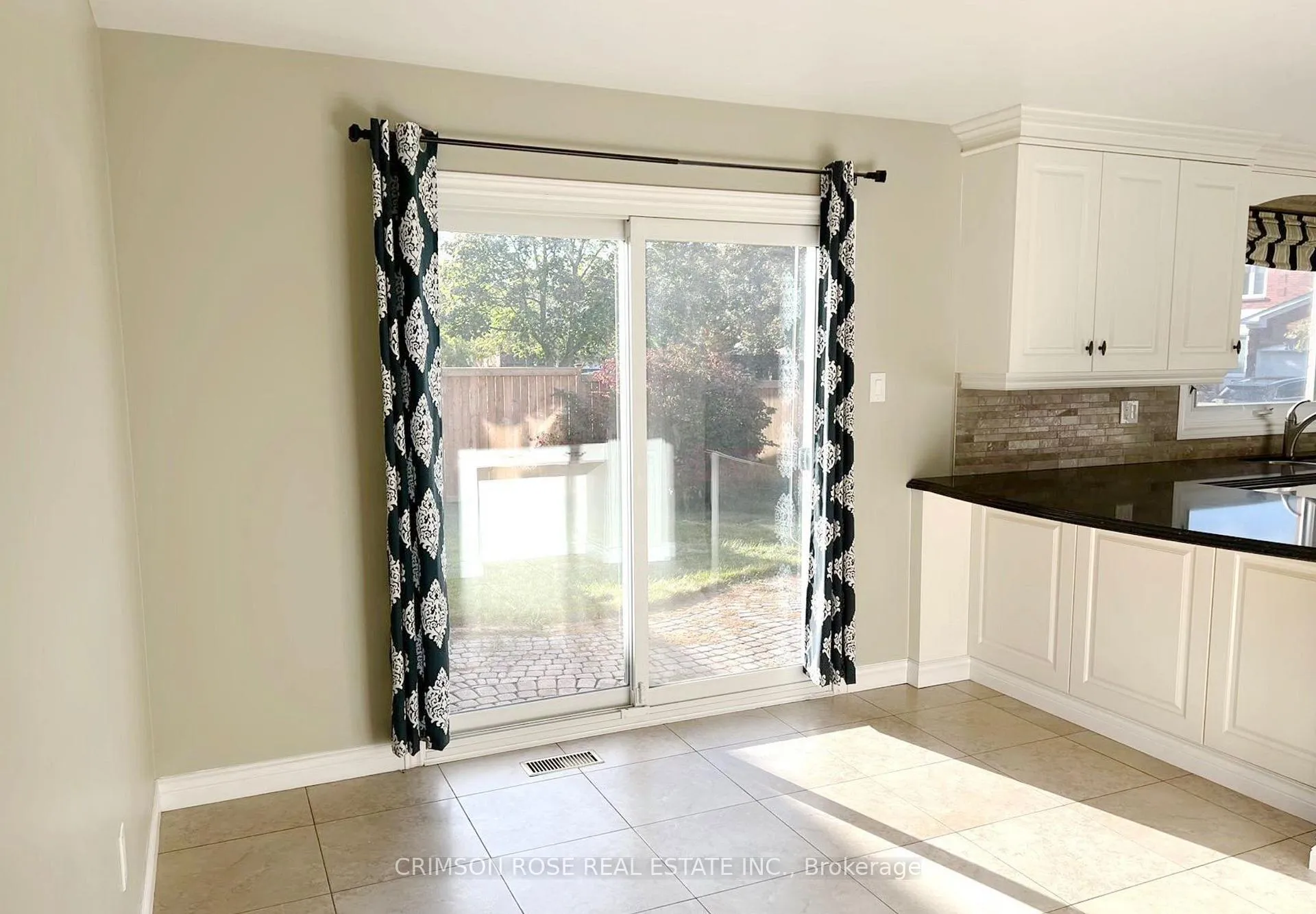 Photo 14 of 2037 Schoolmaster Circle, Oakville, Glen Abbey — HOMEH