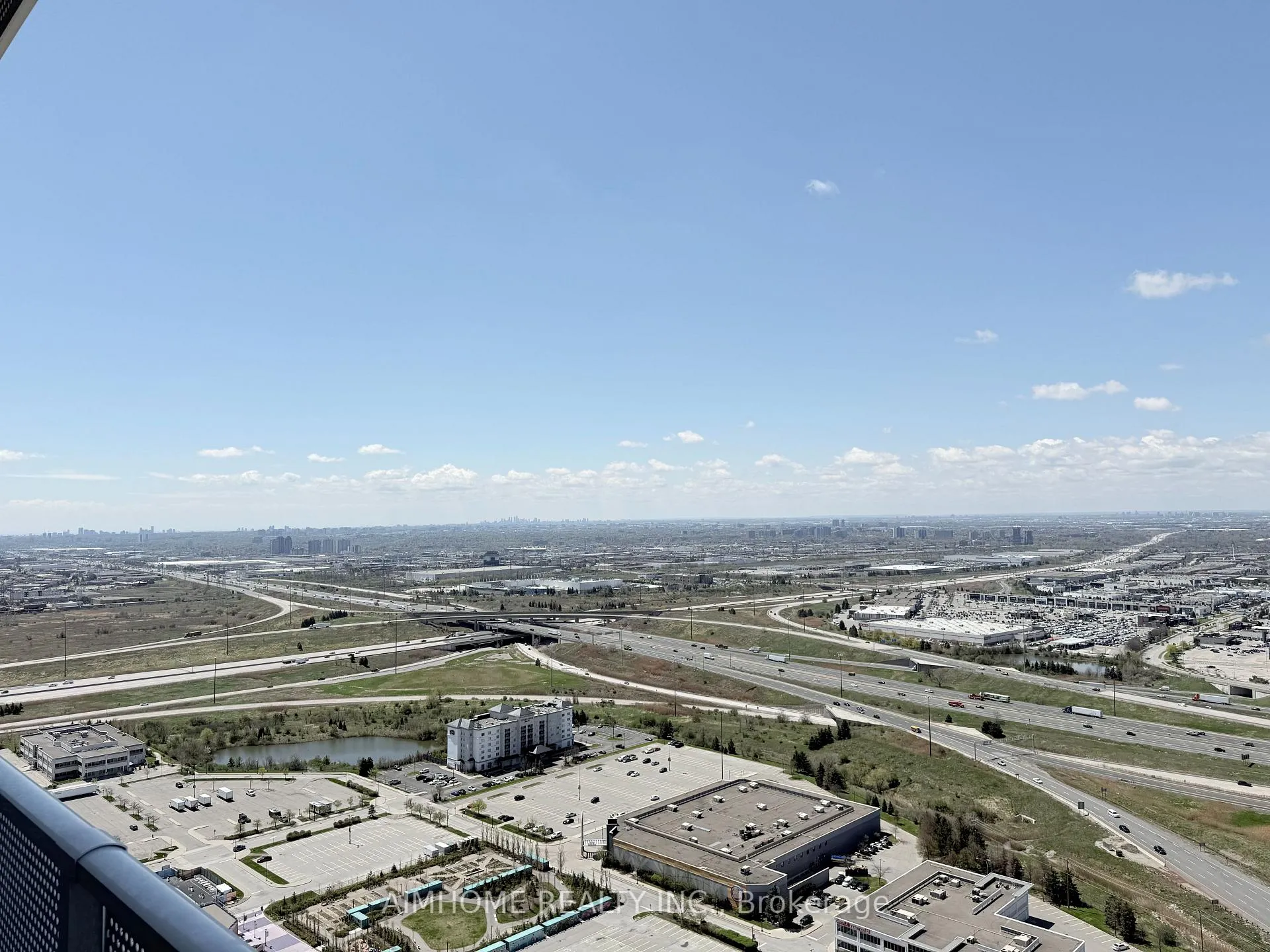 Photo 11 of Unit 4507, 195 Commerce Street, Vaughan, Vaughan Corporate Centre — HOMEH