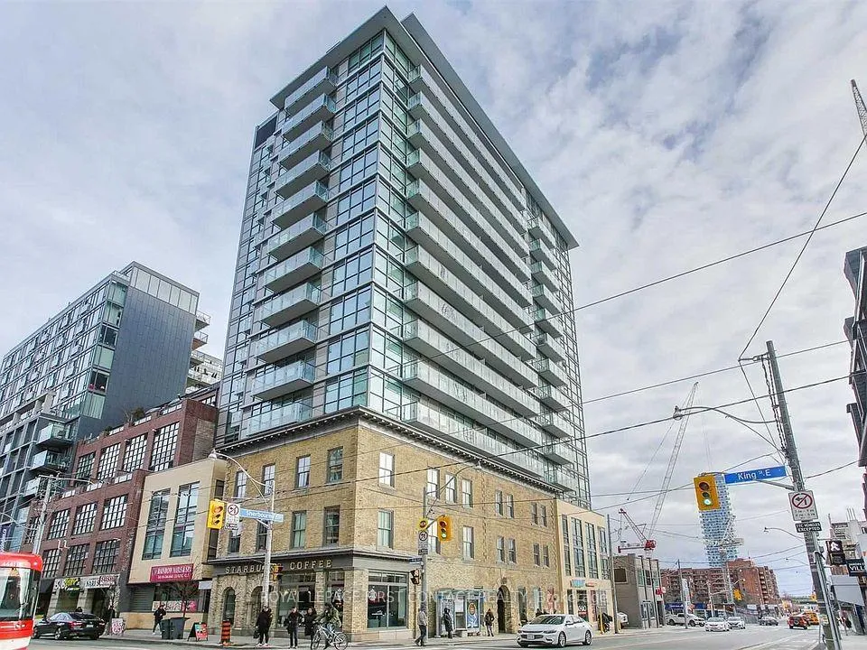 Front of Unit 901, 39 Sherbourne Street