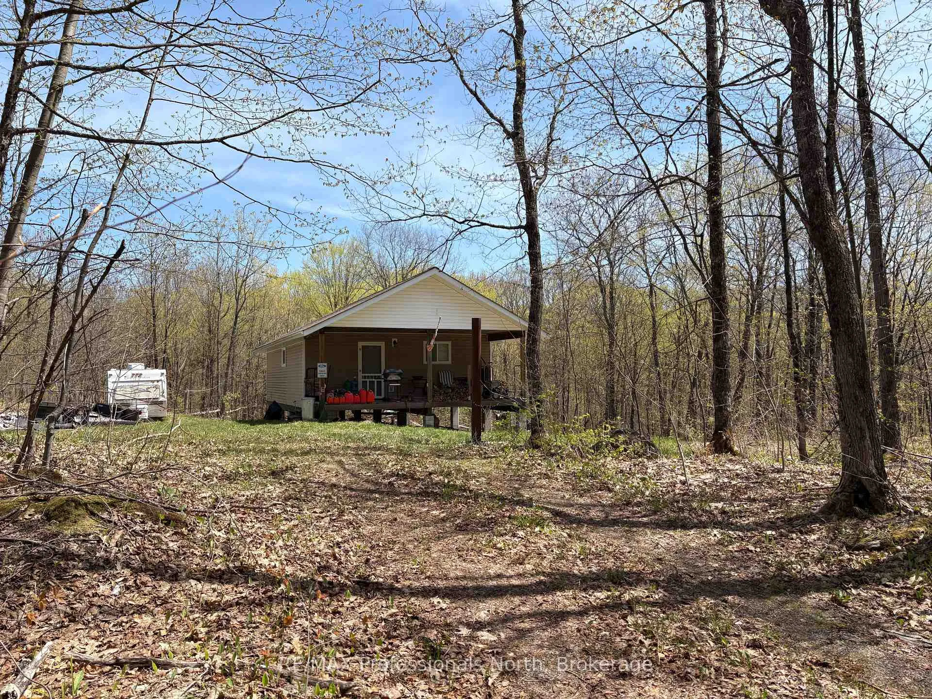 Photo 7 of 2346 Kushog Lake Road, Algonquin Highlands, Stanhope — HOMEH