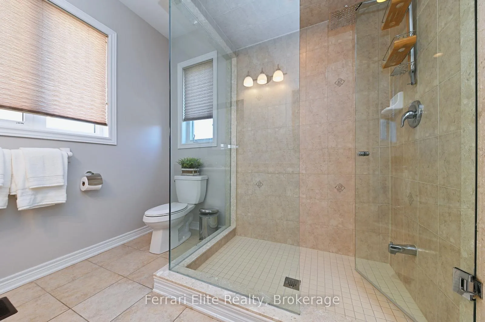 Photo 19 of 32 Copeland Crescent, Innisfil, Cookstown — HOMEH