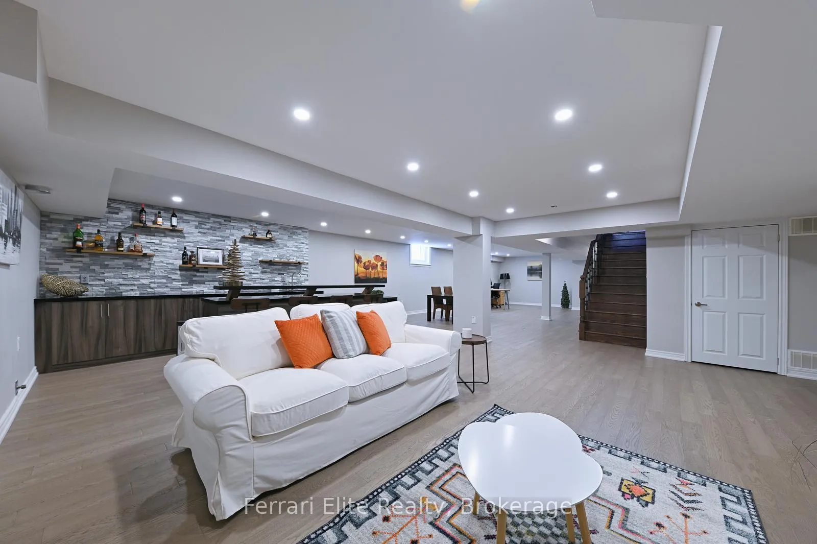 Photo 30 of 32 Copeland Crescent, Innisfil, Cookstown — HOMEH