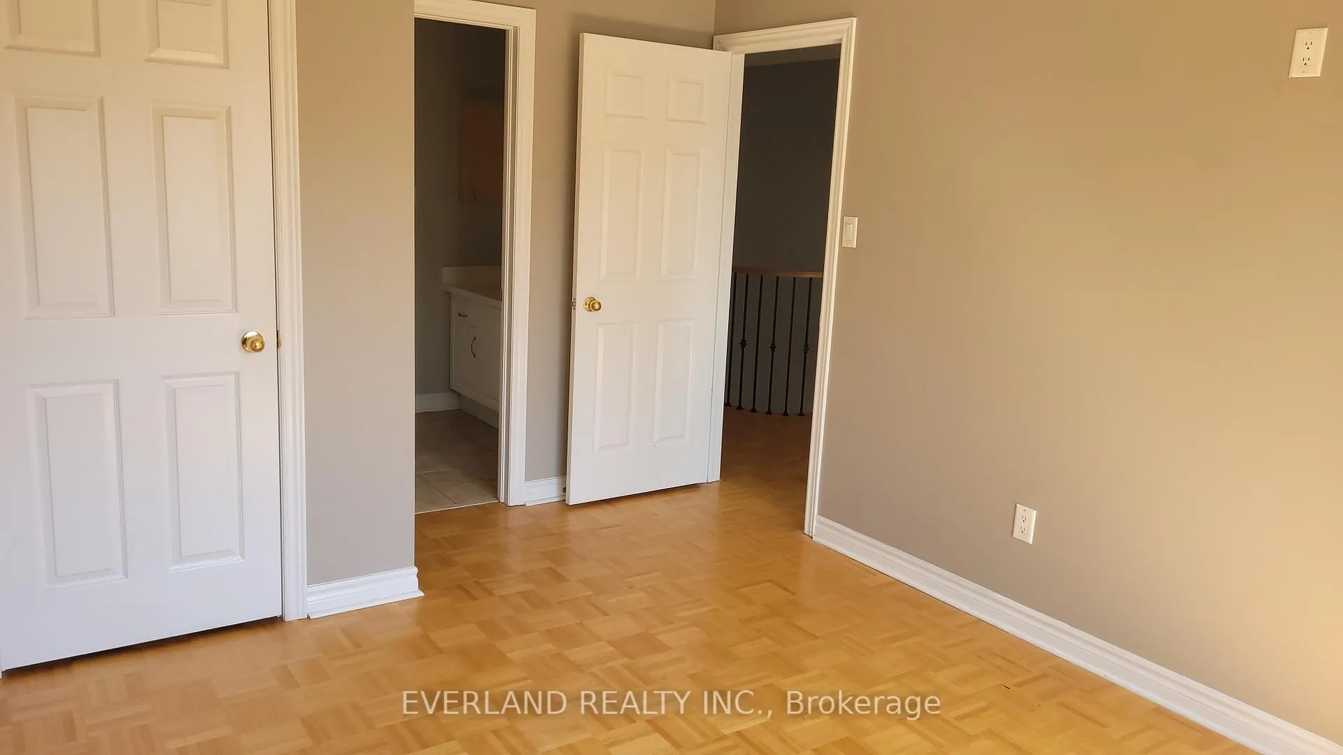 Photo 17 of 58 Casa Nova Drive, Vaughan, Vellore Village — HOMEH