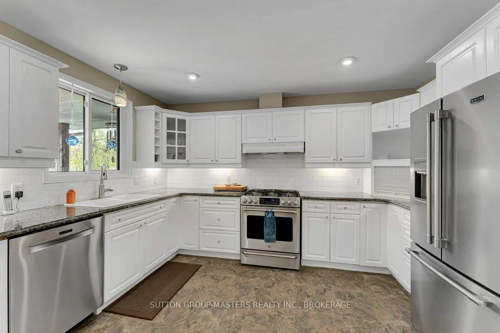 Photo 13 of 530 Sackville Crescent, Kingston, City Southwest — HOMEH