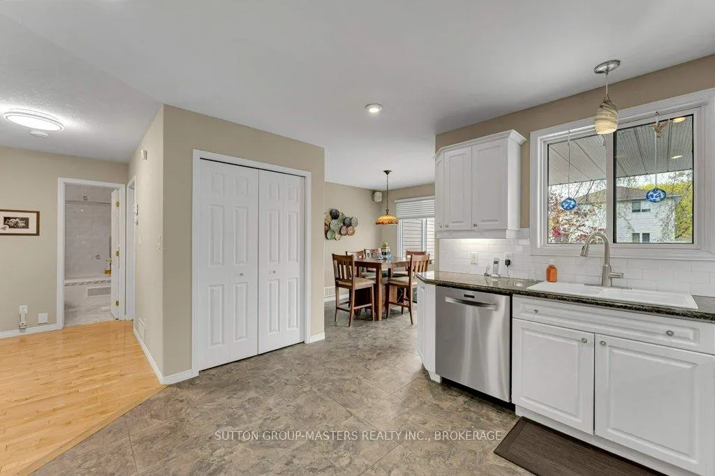 Photo 14 of 530 Sackville Crescent, Kingston, City Southwest — HOMEH