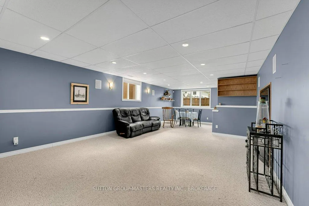 Photo 24 of 530 Sackville Crescent, Kingston, City Southwest — HOMEH
