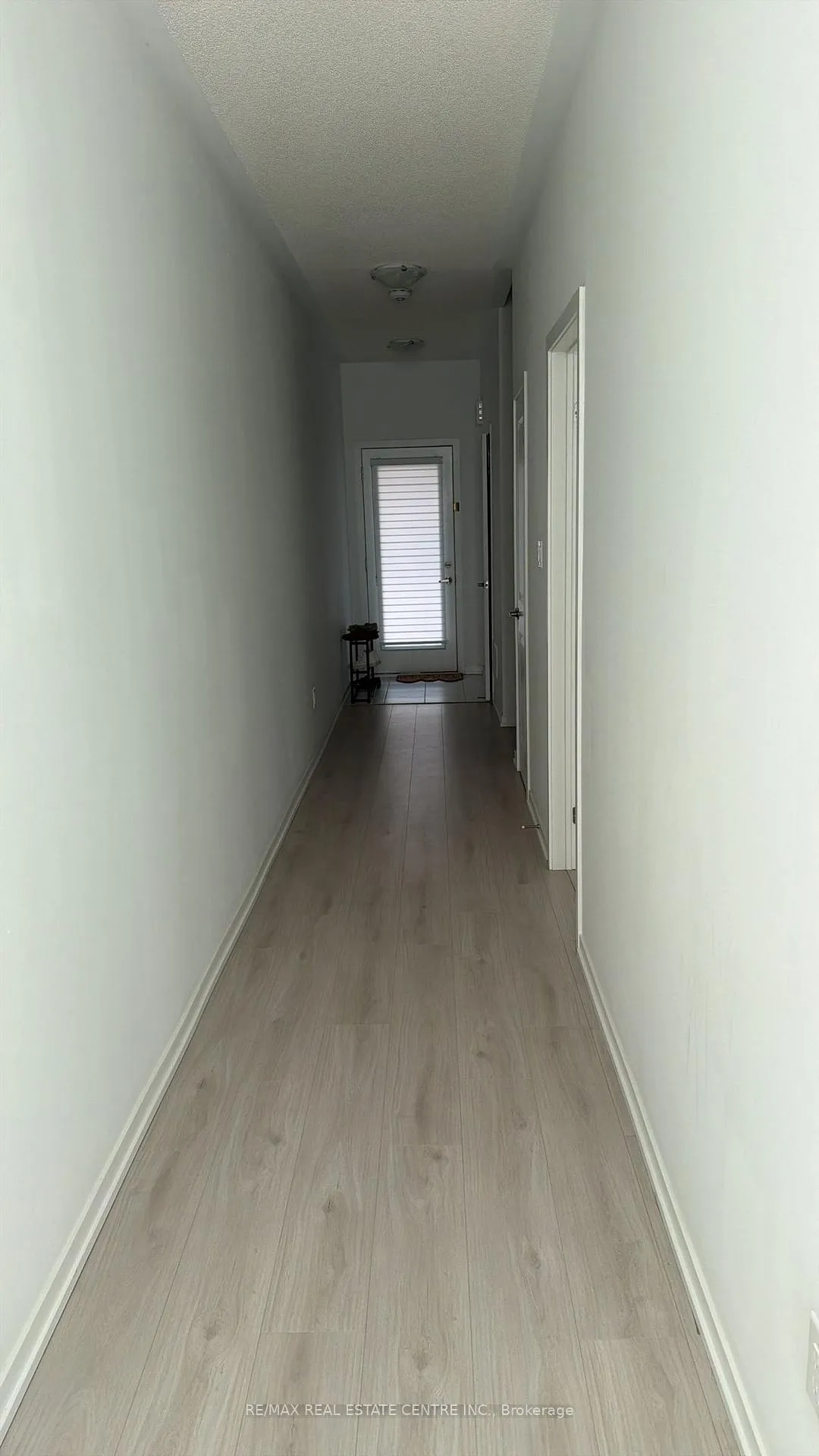 Photo 2 of 195 Monarch Avenue, Ajax, South West — HOMEH