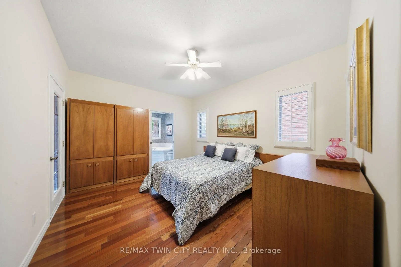 Photo 19 of 74 Franklin Street, Brantford, Henderson-Sky Acres — HOMEH