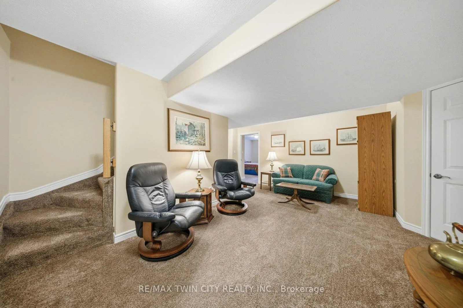 Photo 30 of 74 Franklin Street, Brantford, Henderson-Sky Acres — HOMEH
