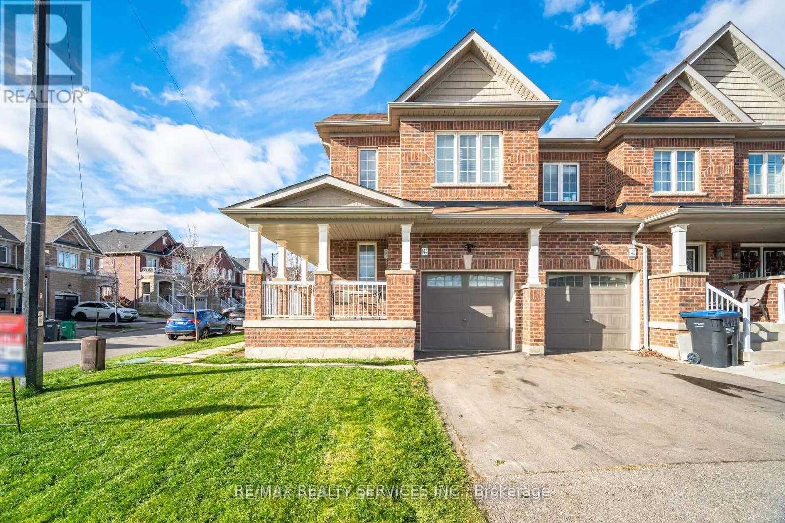 Front of 144 Baffin Crescent
