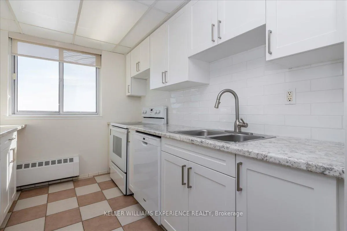 Photo 12 of Unit 804, 414 Blake Street, Barrie, Codrington — HOMEH