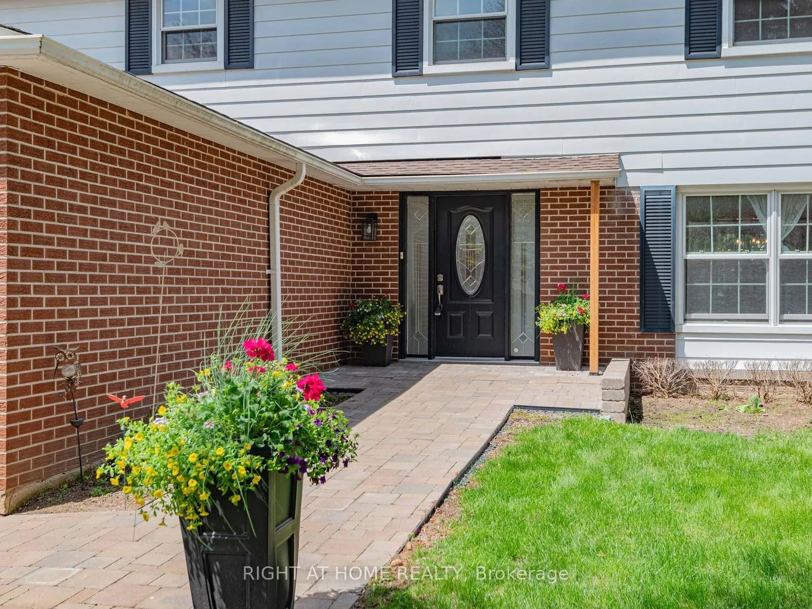 Photo 4 of 101 Holsworthy Crescent, Markham, German Mills — HOMEH