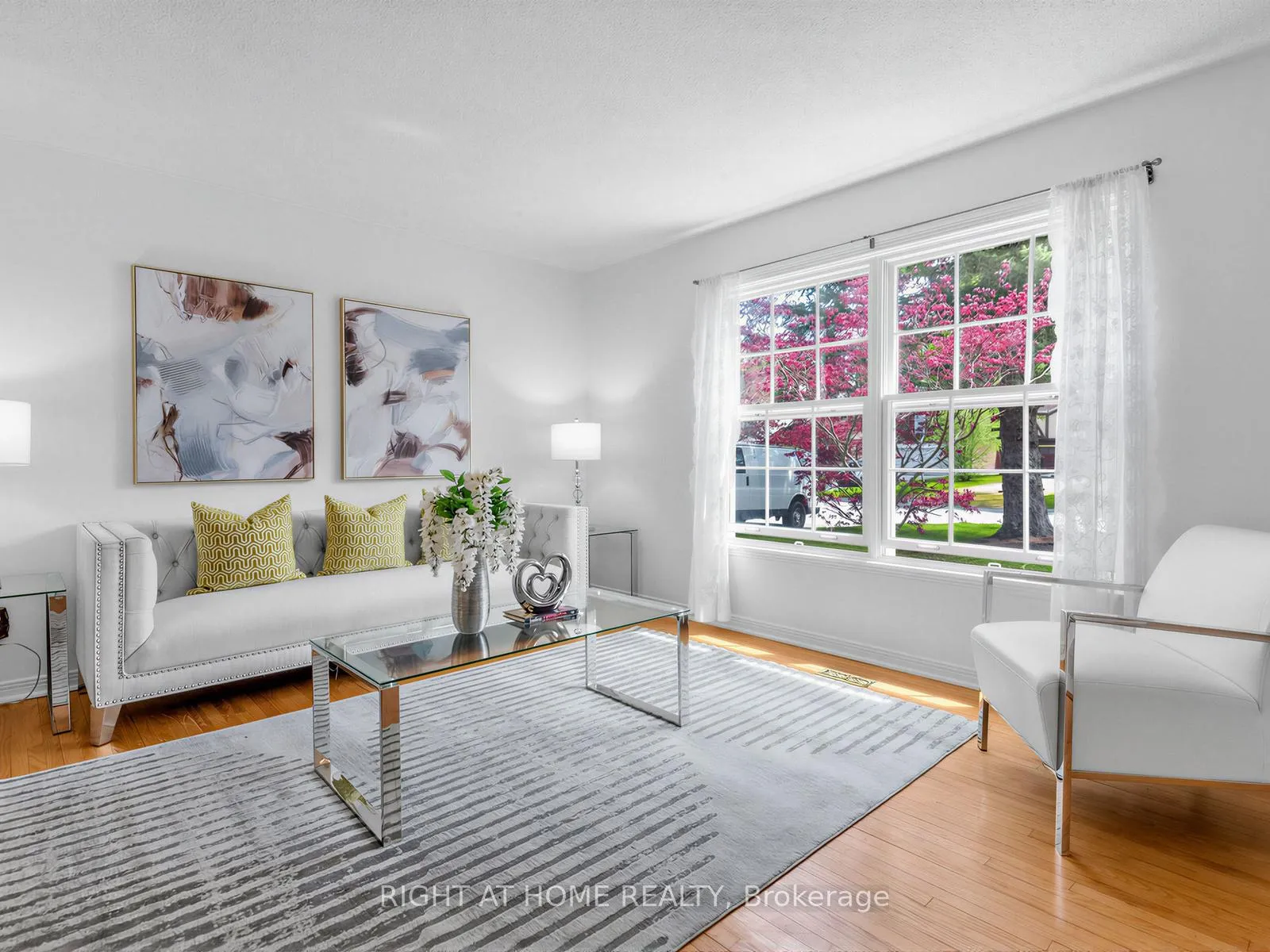 Photo 7 of 101 Holsworthy Crescent, Markham, German Mills — HOMEH