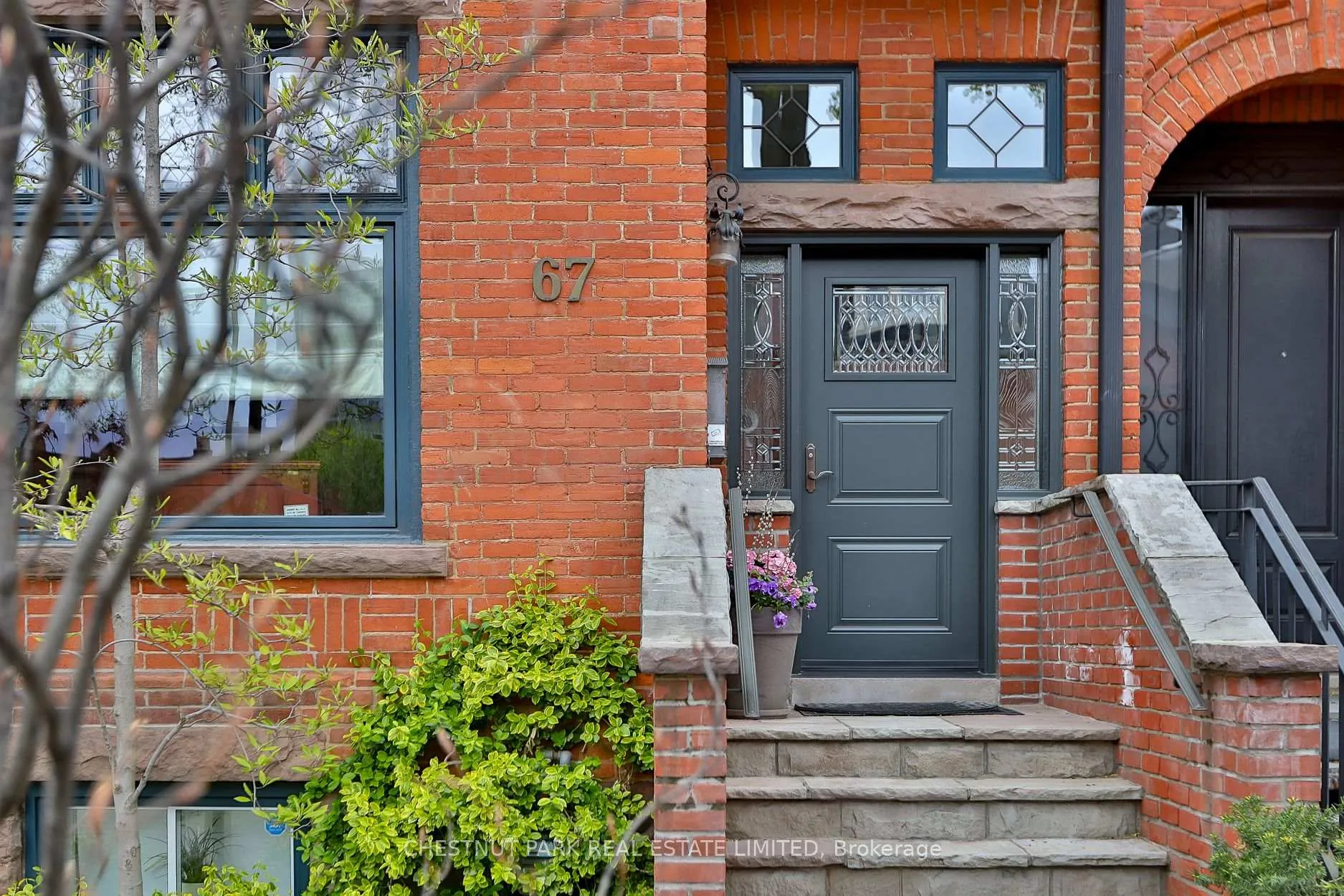 Photo 2 of 67 Madison Avenue, Toronto, The Annex — HOMEH