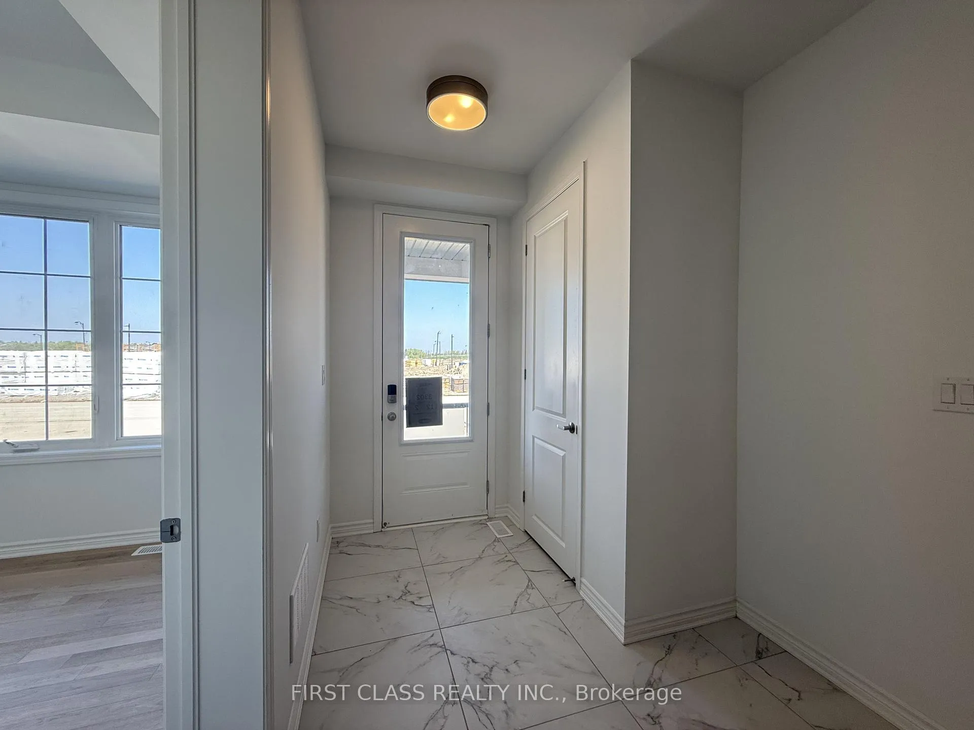 Photo 3 of 373 Stony Hill Boulevard, Markham, Rural Markham — HOMEH