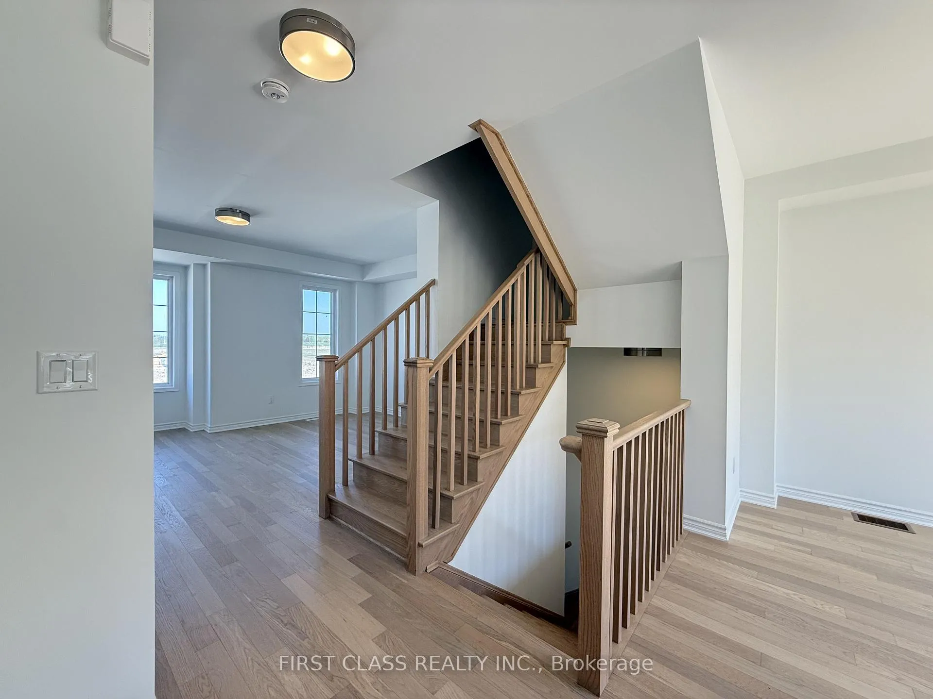 Photo 9 of 373 Stony Hill Boulevard, Markham, Rural Markham — HOMEH
