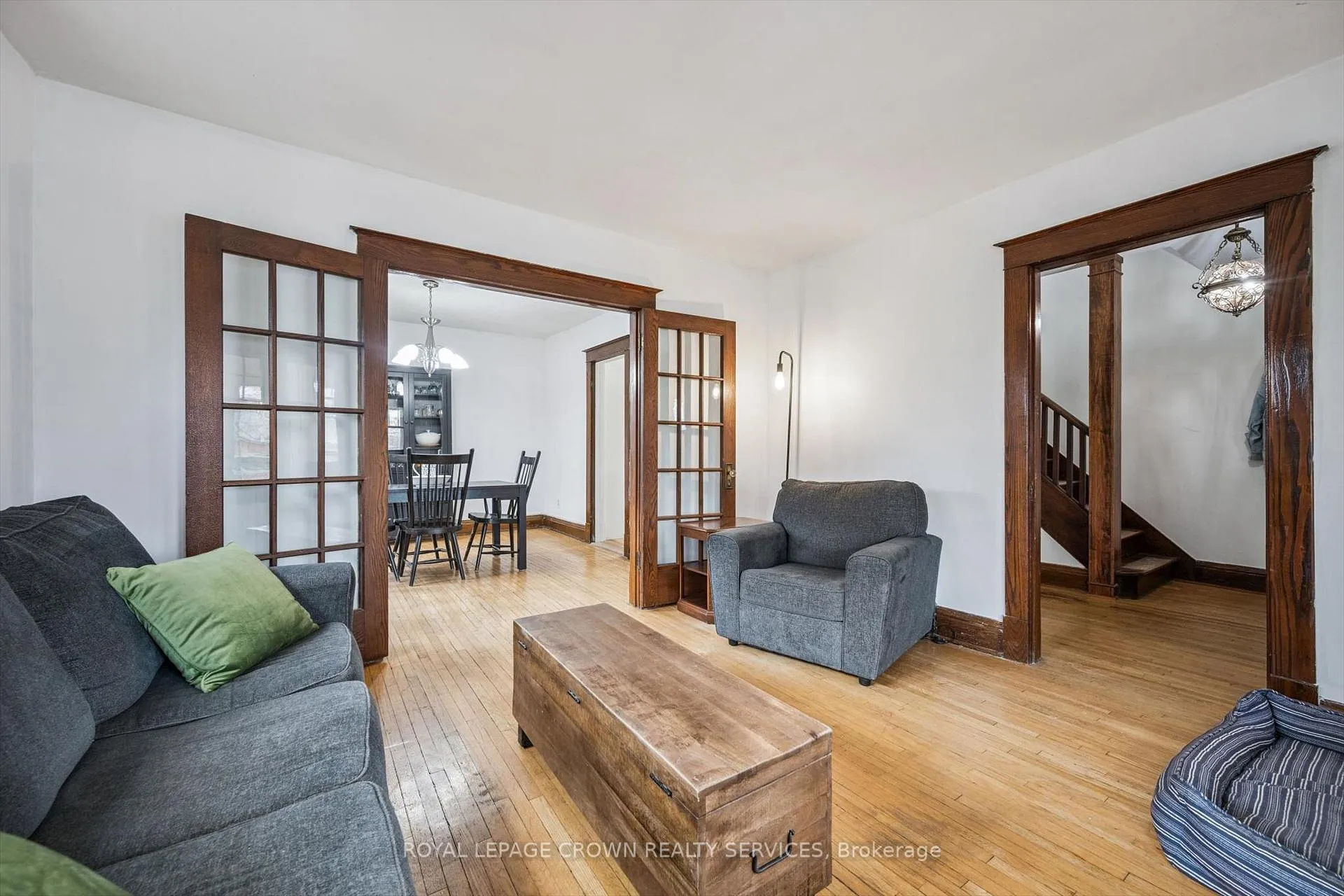 Photo 7 of 9 Spadina Road E, Kitchener — HOMEH