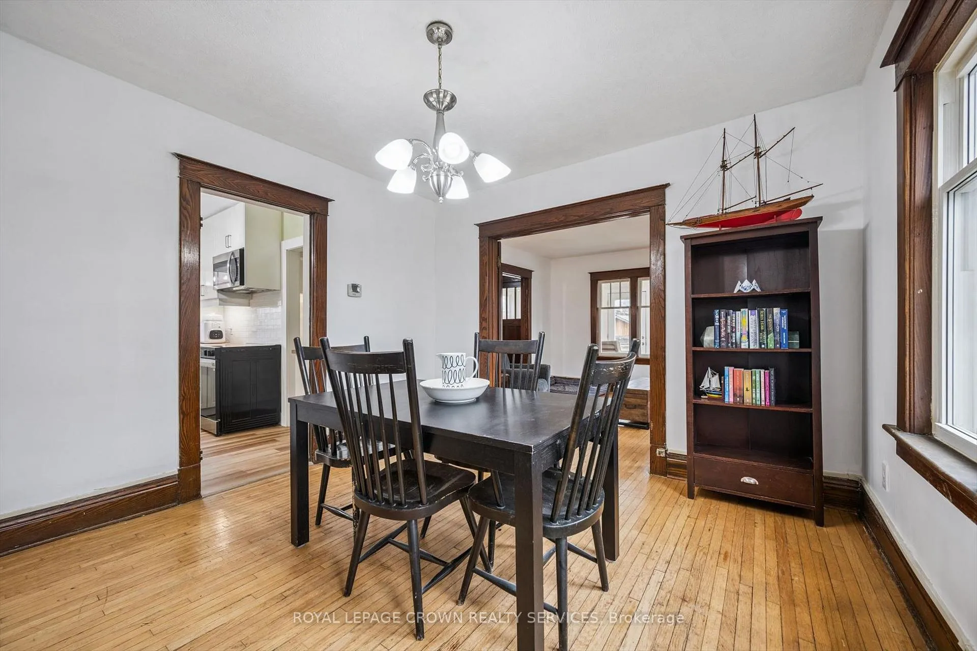 Photo 9 of 9 Spadina Road E, Kitchener — HOMEH