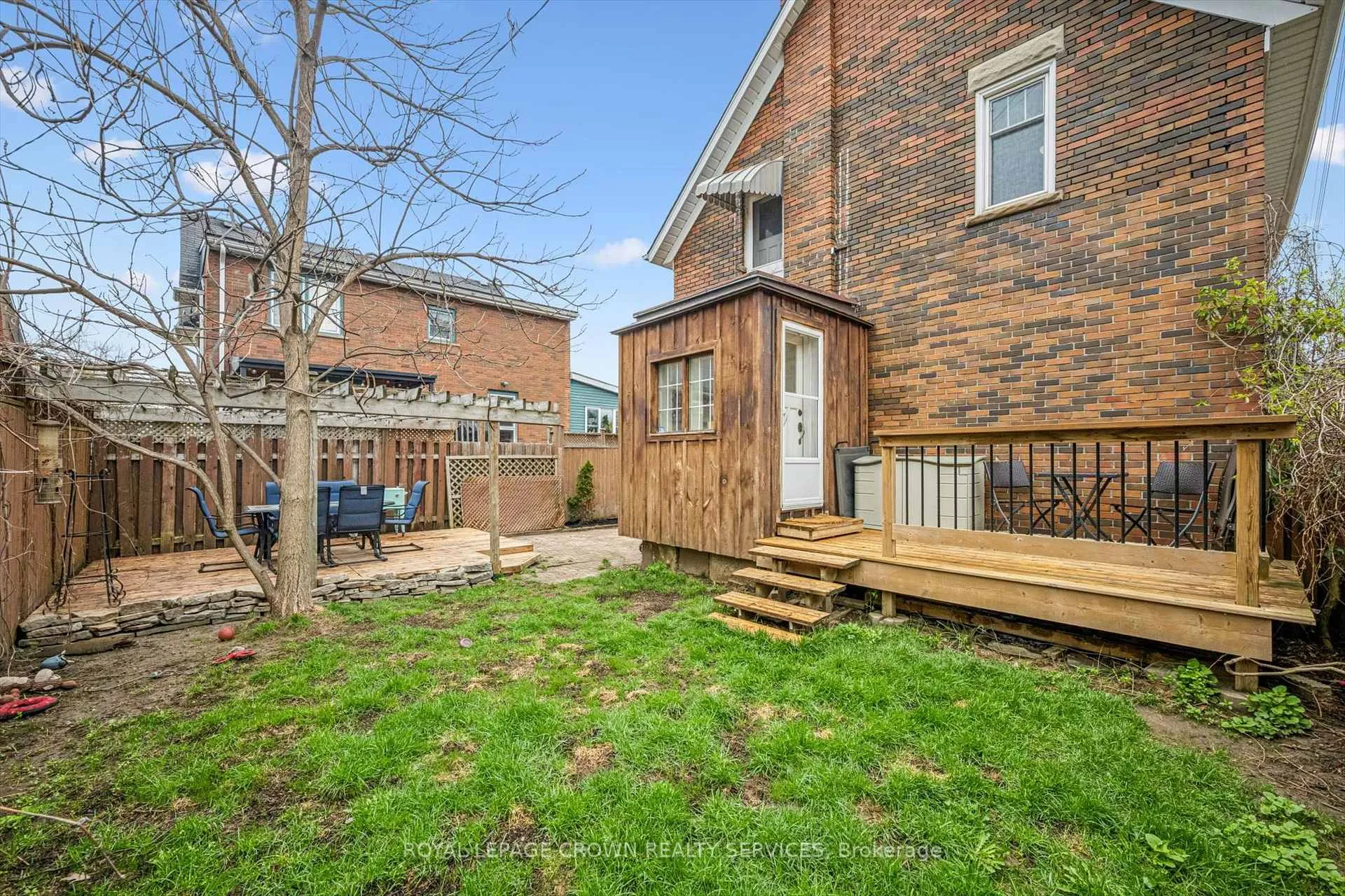 Photo 25 of 9 Spadina Road E, Kitchener — HOMEH