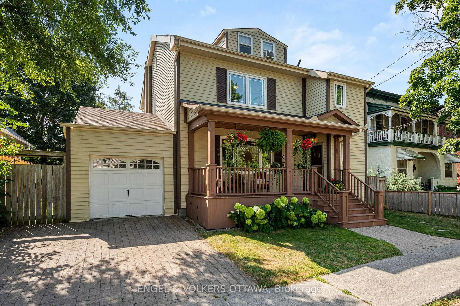 Photo 2 of 14 Cameron Avenue, Ottawa, Old Ottawa South — HOMEH