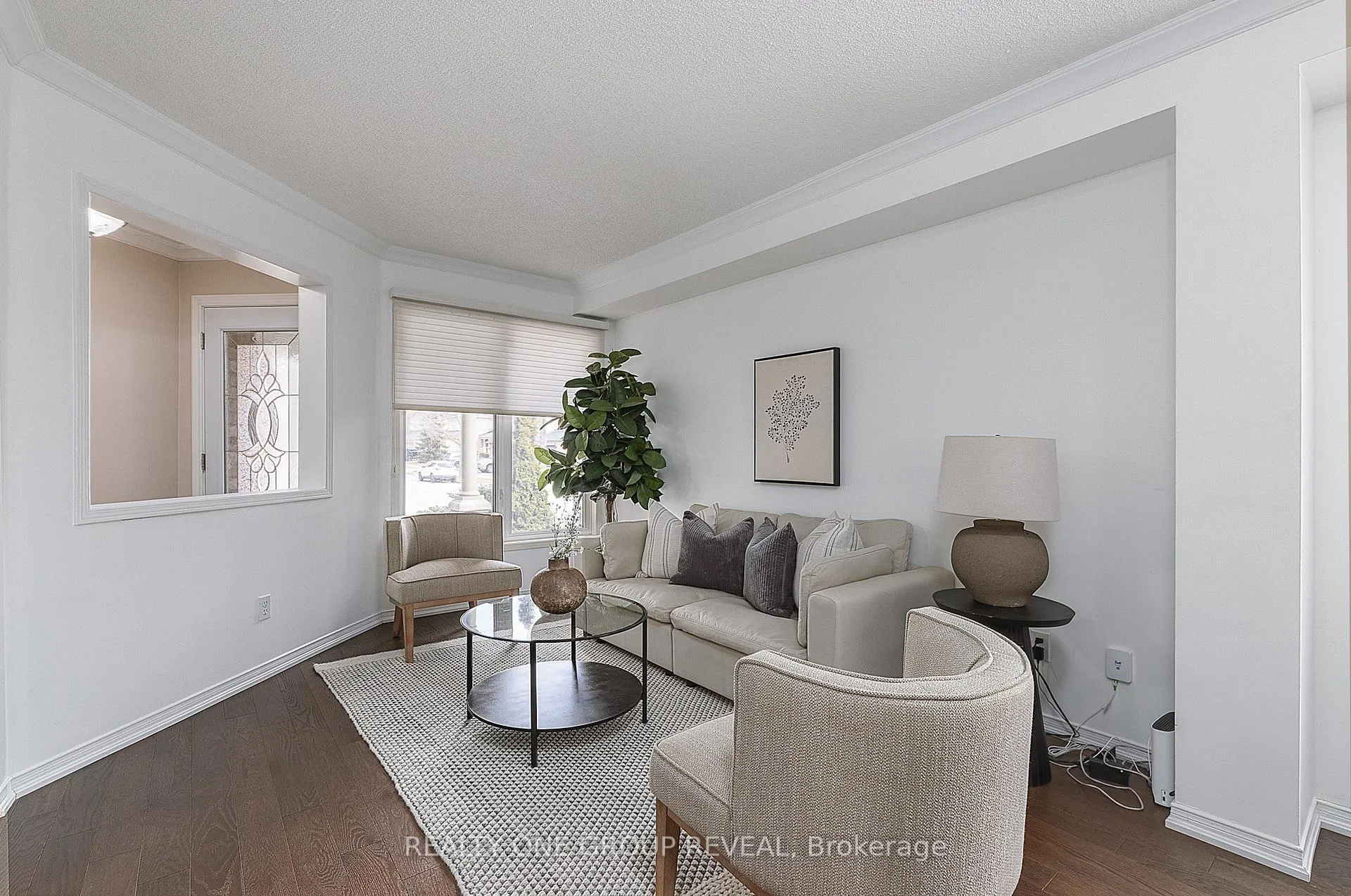 Photo 8 of 37 Wetherburn Drive, Whitby, Williamsburg — HOMEH