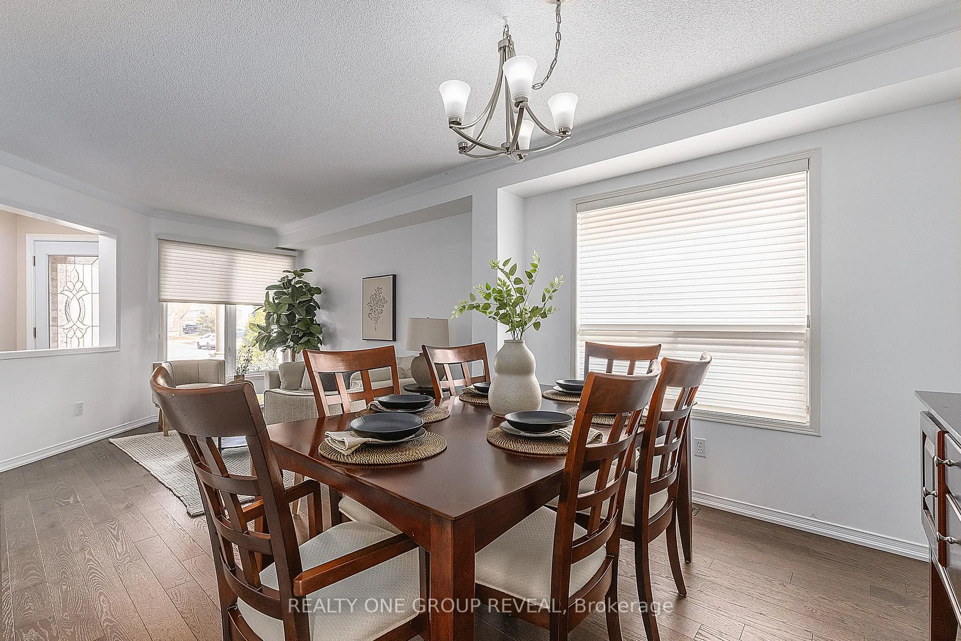 Photo 11 of 37 Wetherburn Drive, Whitby, Williamsburg — HOMEH