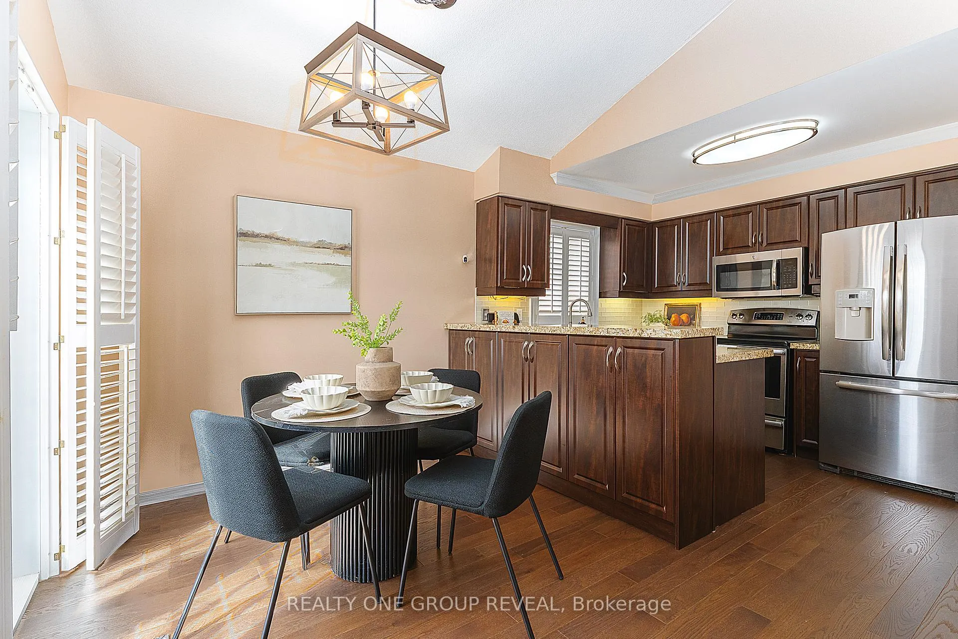 Photo 15 of 37 Wetherburn Drive, Whitby, Williamsburg — HOMEH