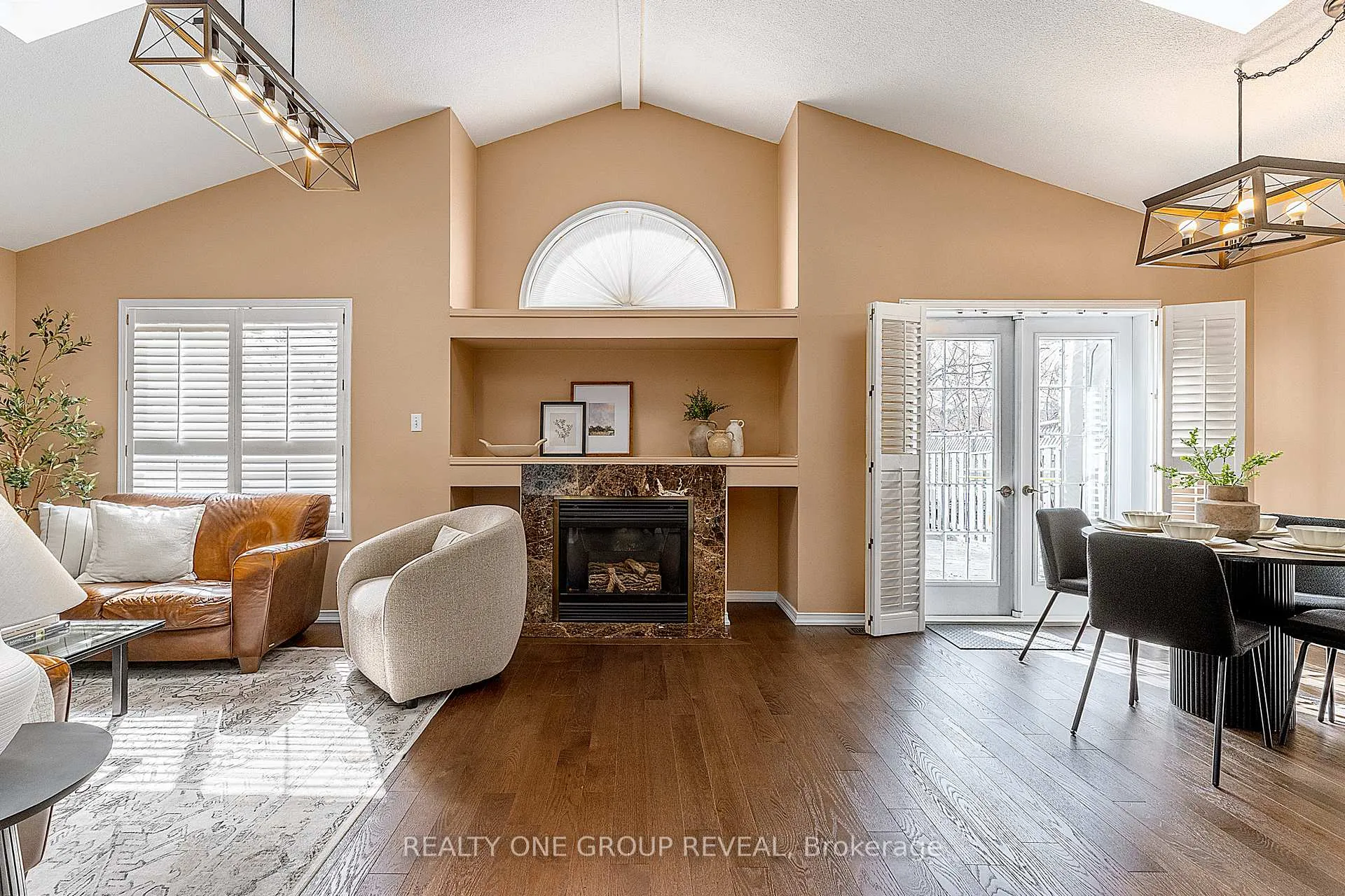 Photo 18 of 37 Wetherburn Drive, Whitby, Williamsburg — HOMEH