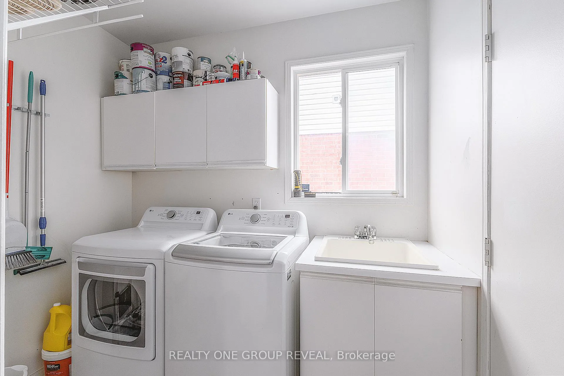 Photo 36 of 37 Wetherburn Drive, Whitby, Williamsburg — HOMEH