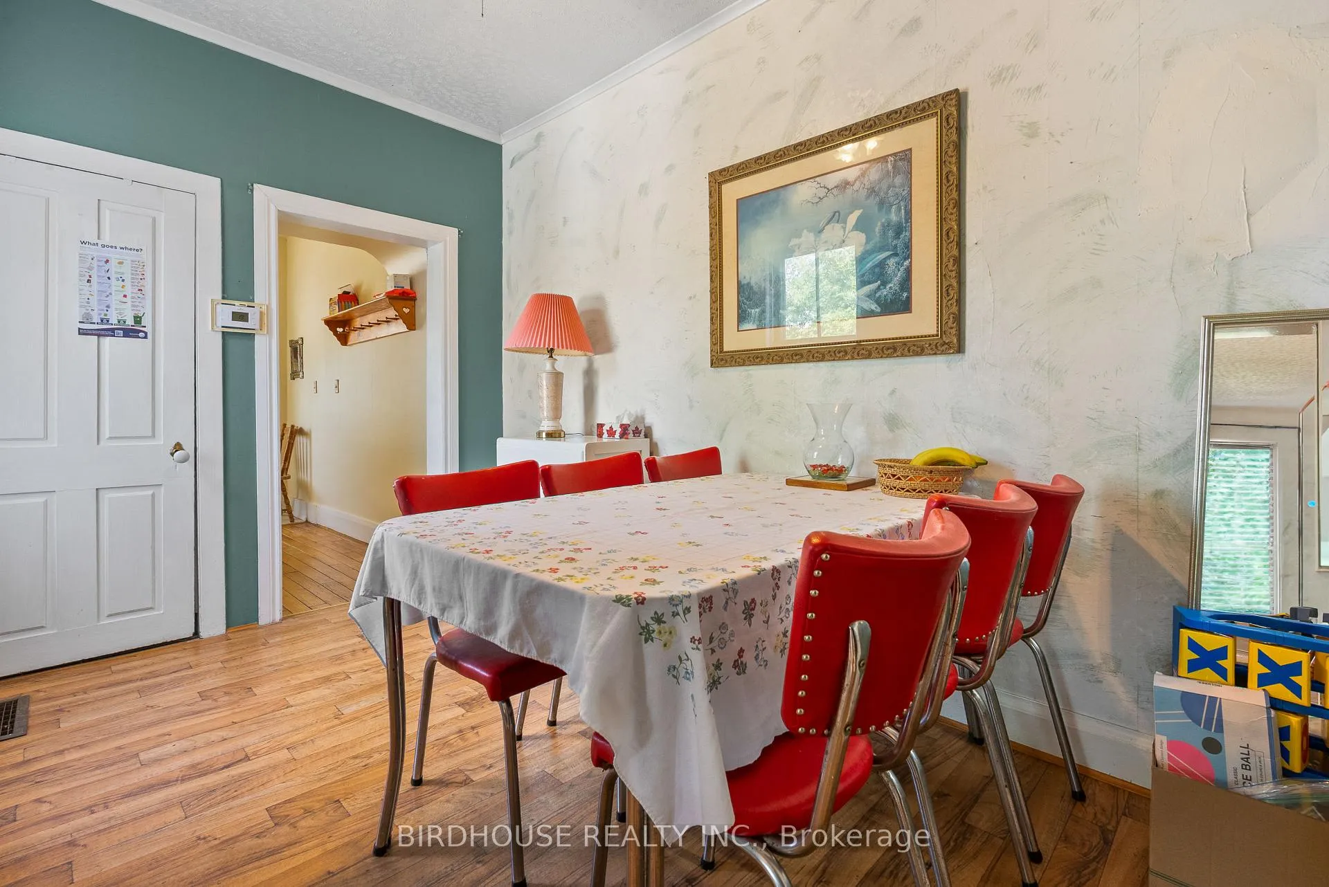Photo 13 of 70 Ridout Street, Kawartha Lakes, Lindsay — HOMEH