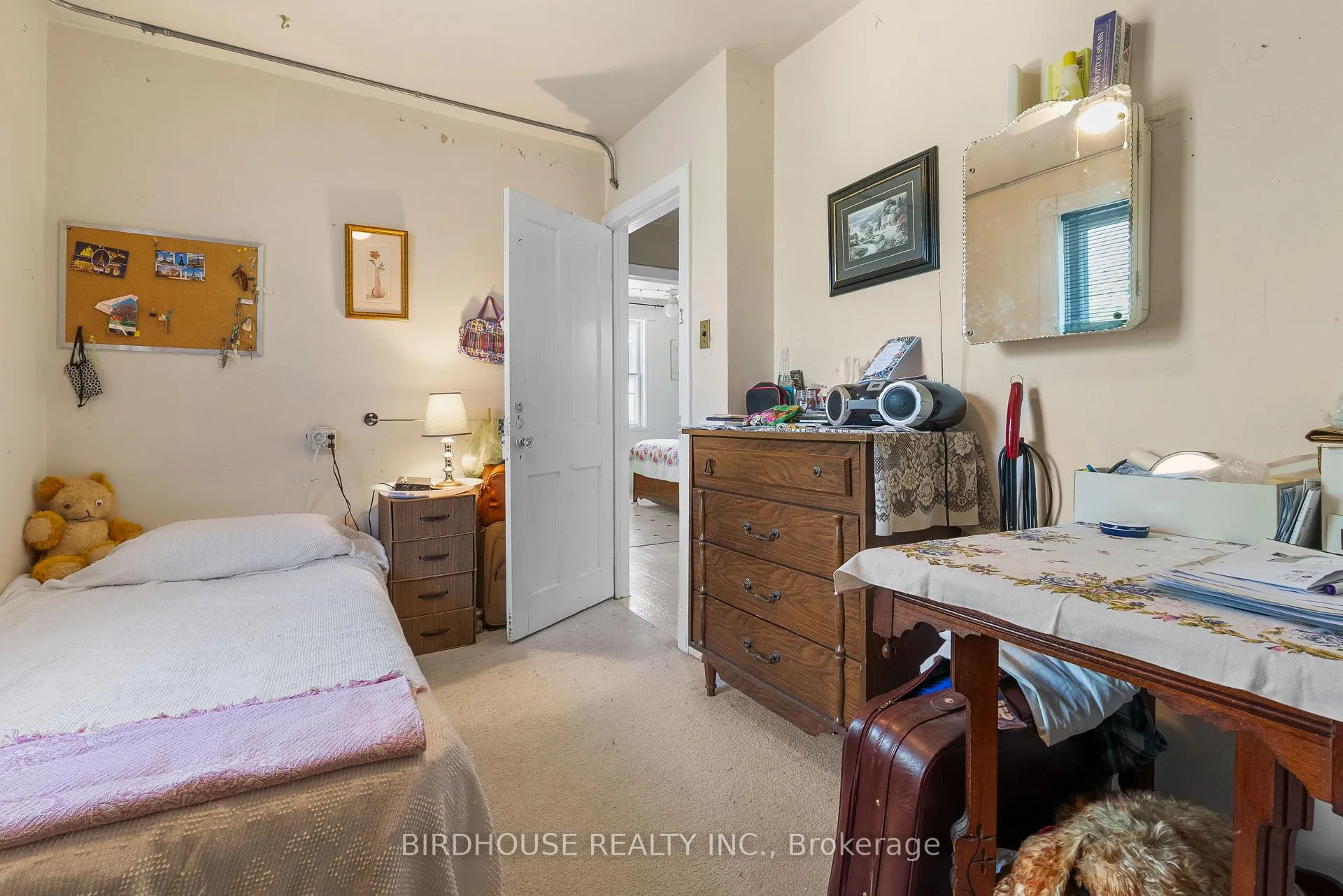 Photo 20 of 70 Ridout Street, Kawartha Lakes, Lindsay — HOMEH