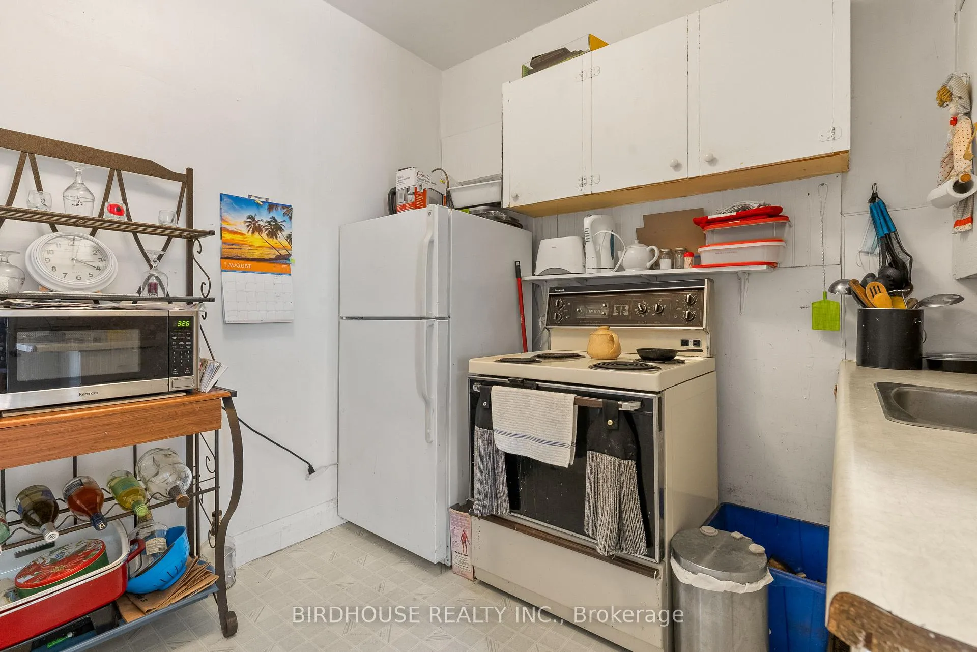 Photo 30 of 70 Ridout Street, Kawartha Lakes, Lindsay — HOMEH