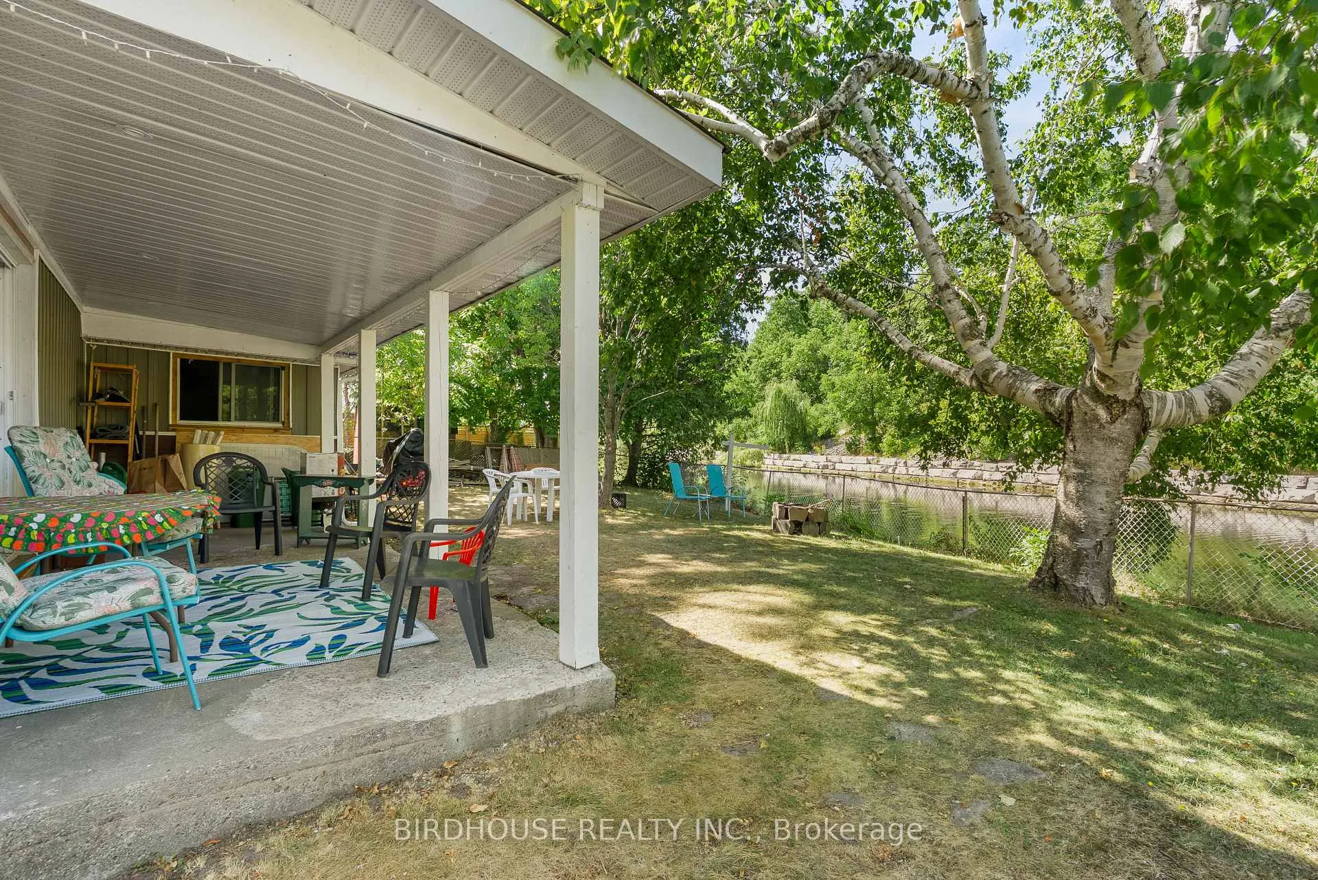 Photo 35 of 70 Ridout Street, Kawartha Lakes, Lindsay — HOMEH