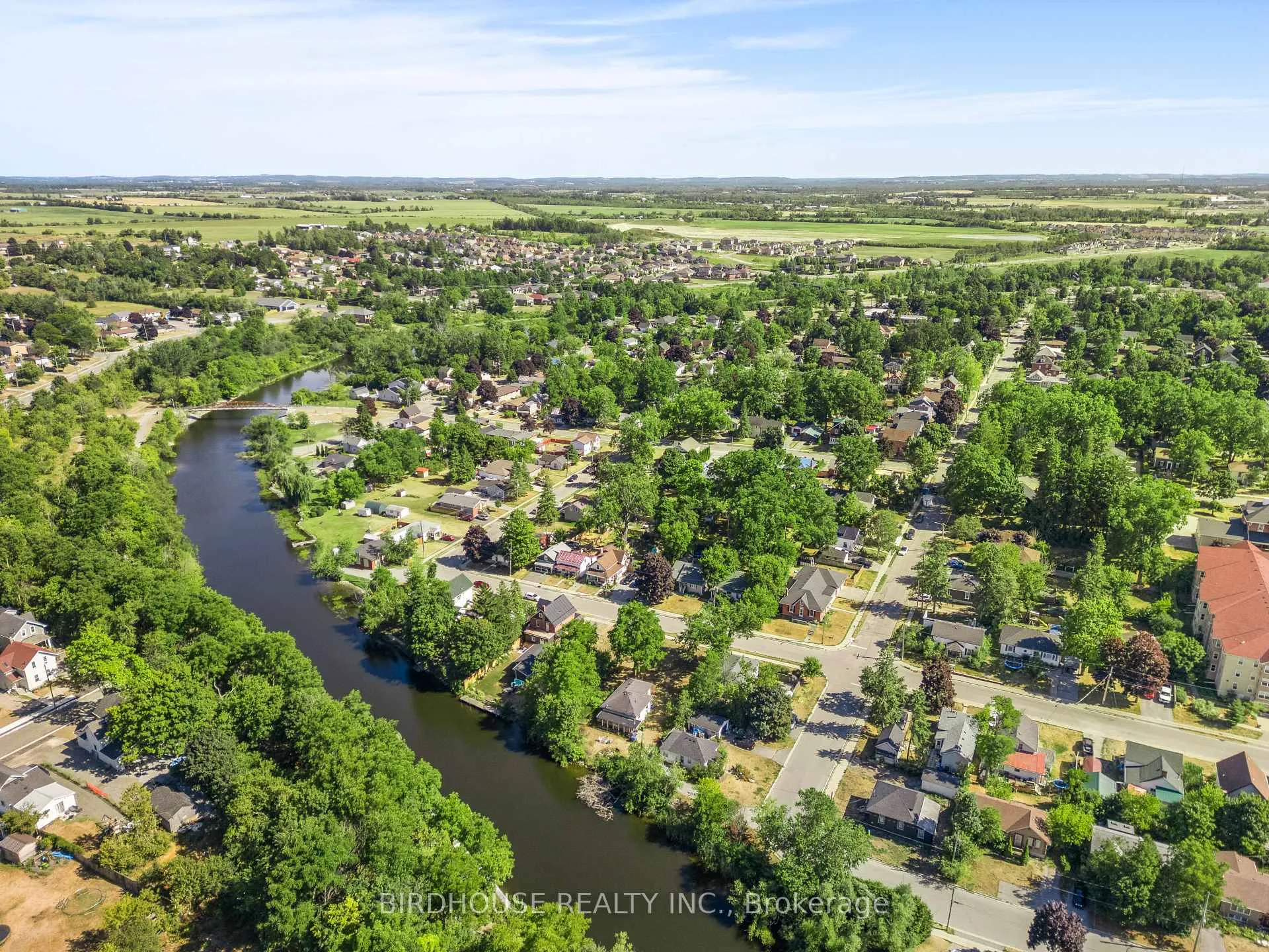 Photo 42 of 70 Ridout Street, Kawartha Lakes, Lindsay — HOMEH