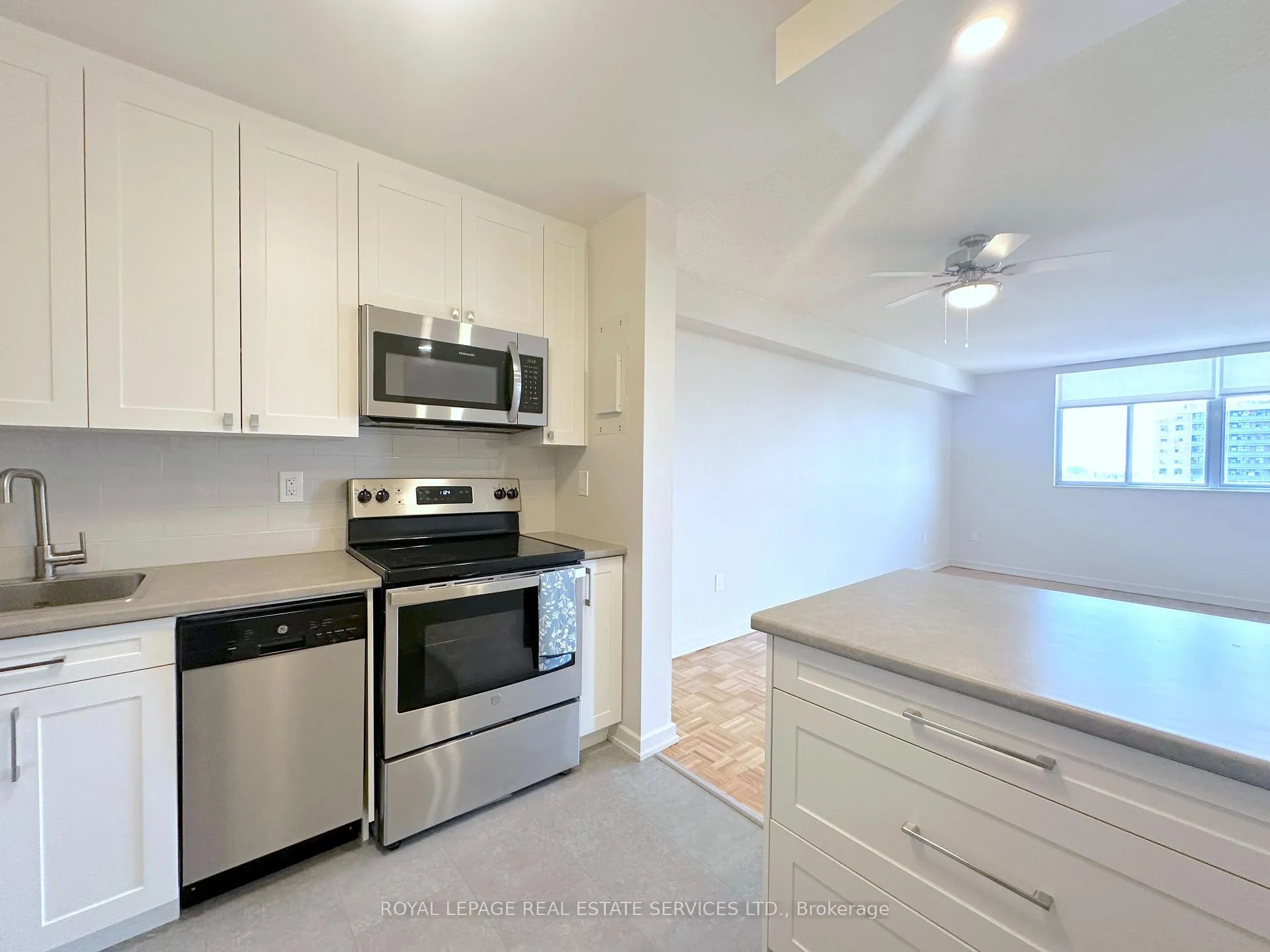 Photo 4 of Unit 1023, 30 Denton Avenue, Scarborough, Oakridge — HOMEH