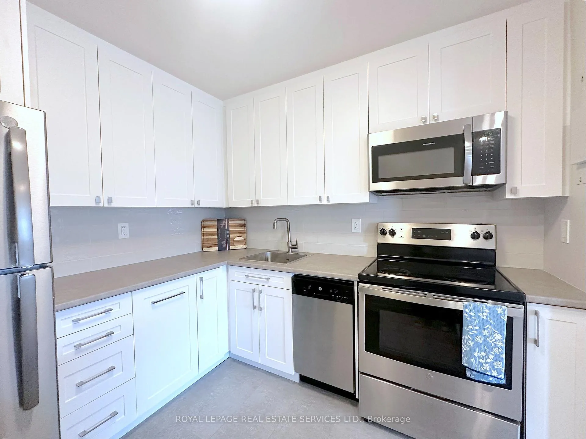 Photo 5 of Unit 1023, 30 Denton Avenue, Scarborough, Oakridge — HOMEH