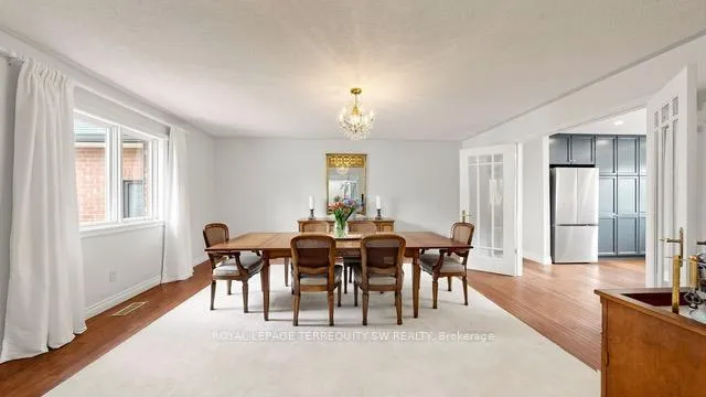 Photo 15 of Unit Main, 9 Gilbert Drive, Aurora, Aurora Estates — HOMEH