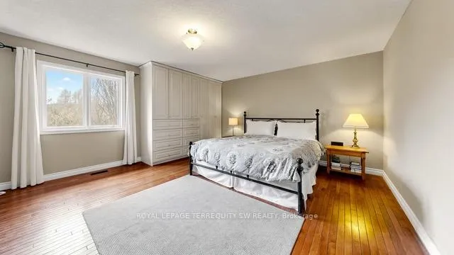 Photo 19 of Unit Main, 9 Gilbert Drive, Aurora, Aurora Estates — HOMEH