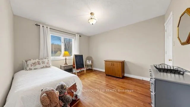 Photo 28 of Unit Main, 9 Gilbert Drive, Aurora, Aurora Estates — HOMEH