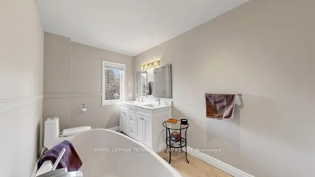 Photo 29 of Unit Main, 9 Gilbert Drive, Aurora, Aurora Estates — HOMEH
