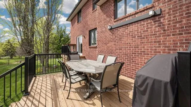 Photo 34 of Unit Main, 9 Gilbert Drive, Aurora, Aurora Estates — HOMEH