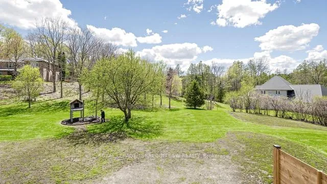 Photo 38 of Unit Main, 9 Gilbert Drive, Aurora, Aurora Estates — HOMEH