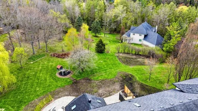 Photo 40 of Unit Main, 9 Gilbert Drive, Aurora, Aurora Estates — HOMEH