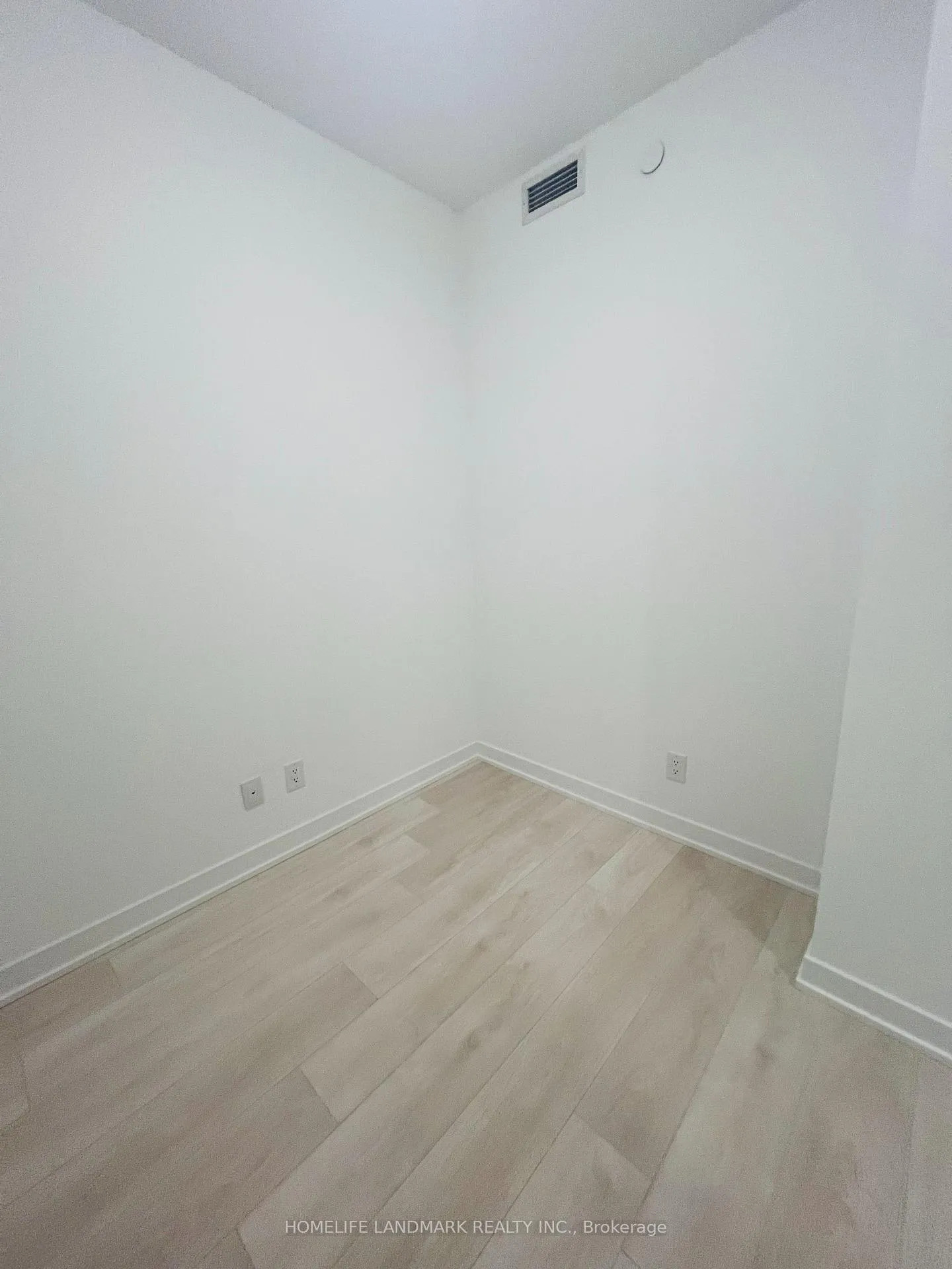 Photo 9 of Unit 606, 5 Defries Street, Toronto, Regent Park — HOMEH