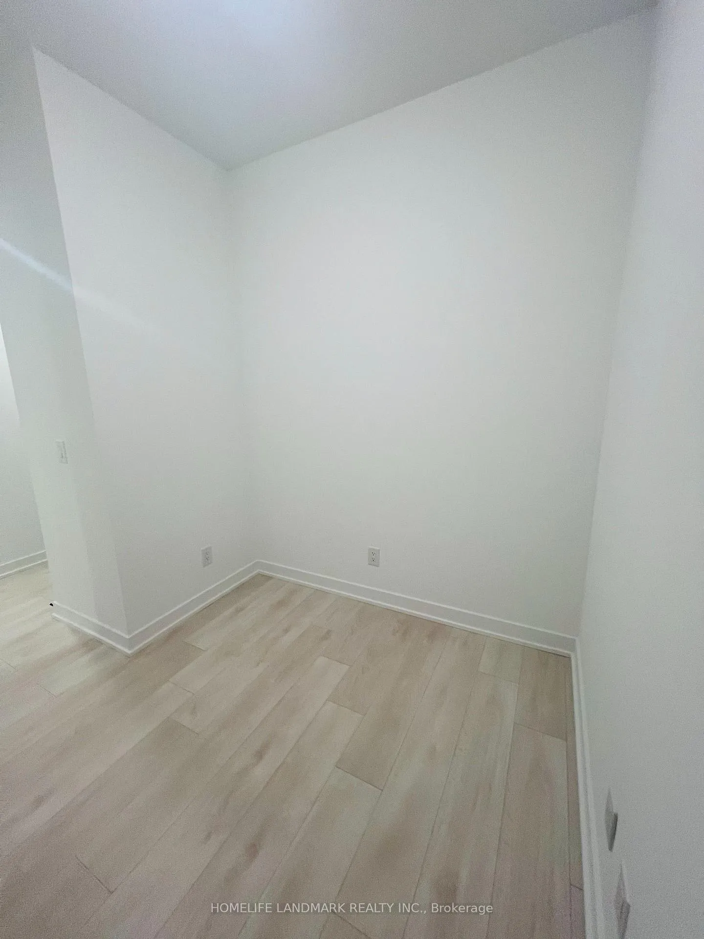 Photo 10 of Unit 606, 5 Defries Street, Toronto, Regent Park — HOMEH