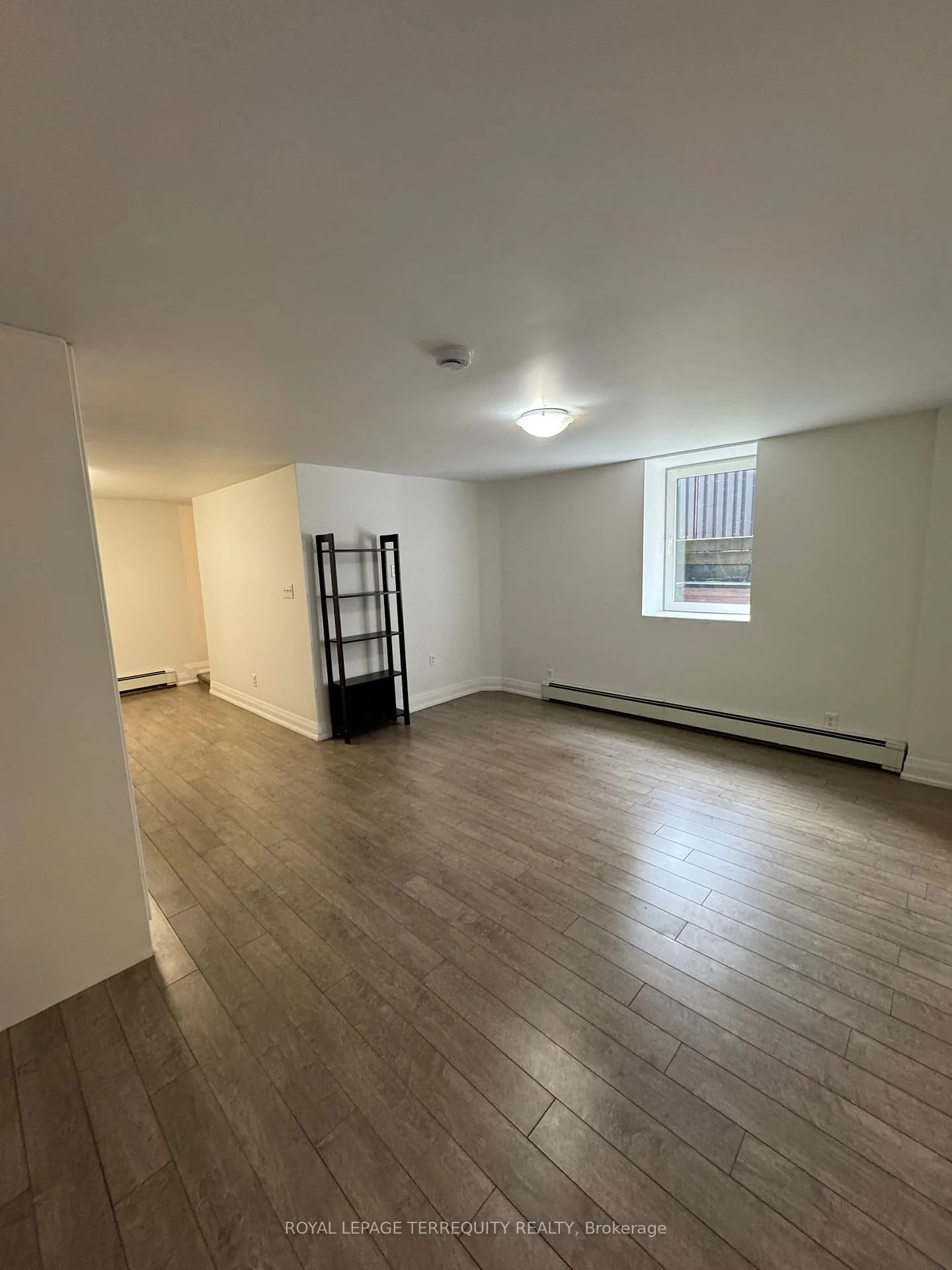 Photo 2 of Unit Bsmt, 571 Palmerston Avenue, Toronto, The Annex — HOMEH
