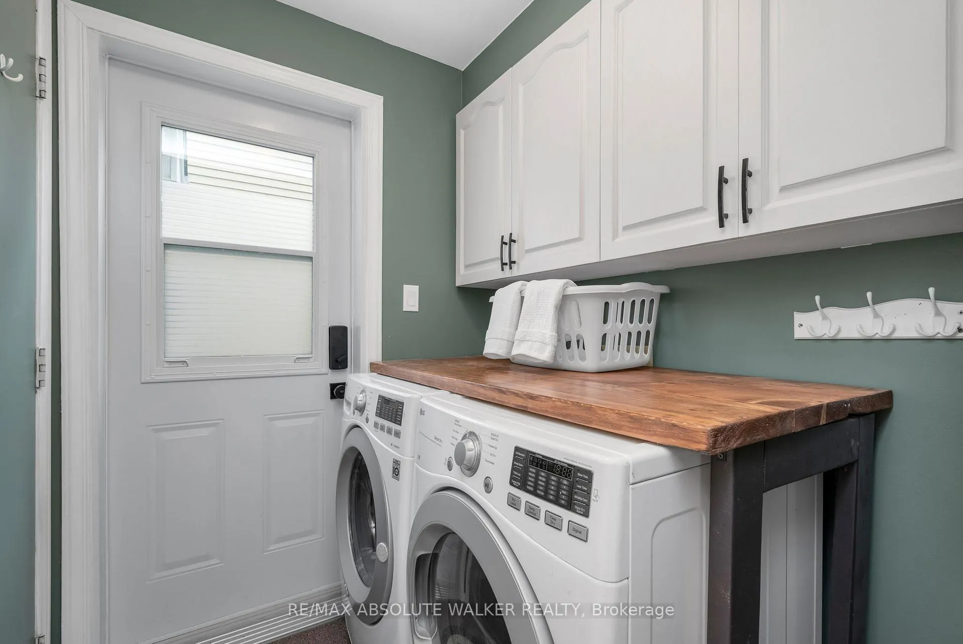 Photo 17 of 726 Thicket Way, Ottawa, Fallingbrook/Gardenway South — HOMEH