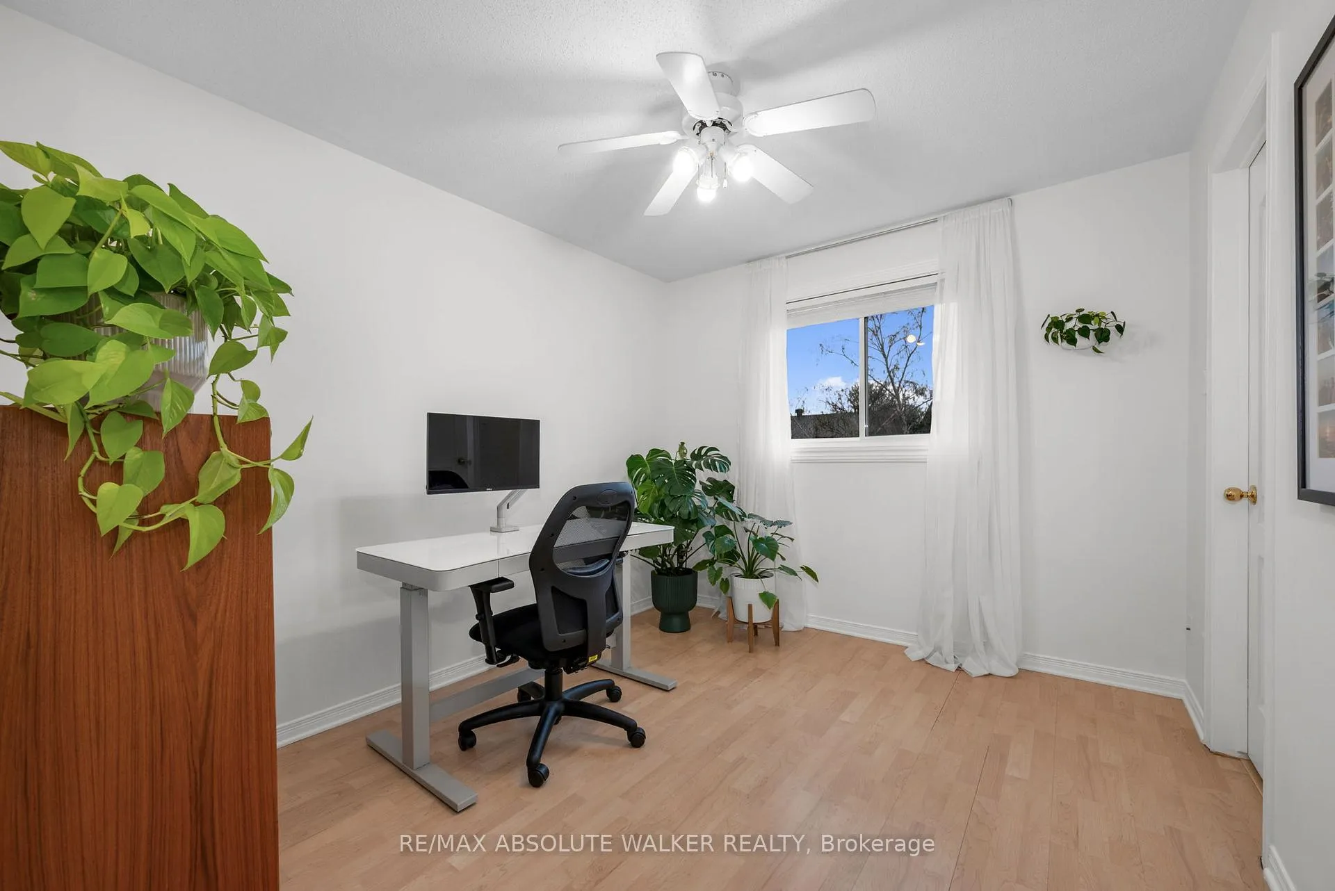 Photo 25 of 726 Thicket Way, Ottawa, Fallingbrook/Gardenway South — HOMEH