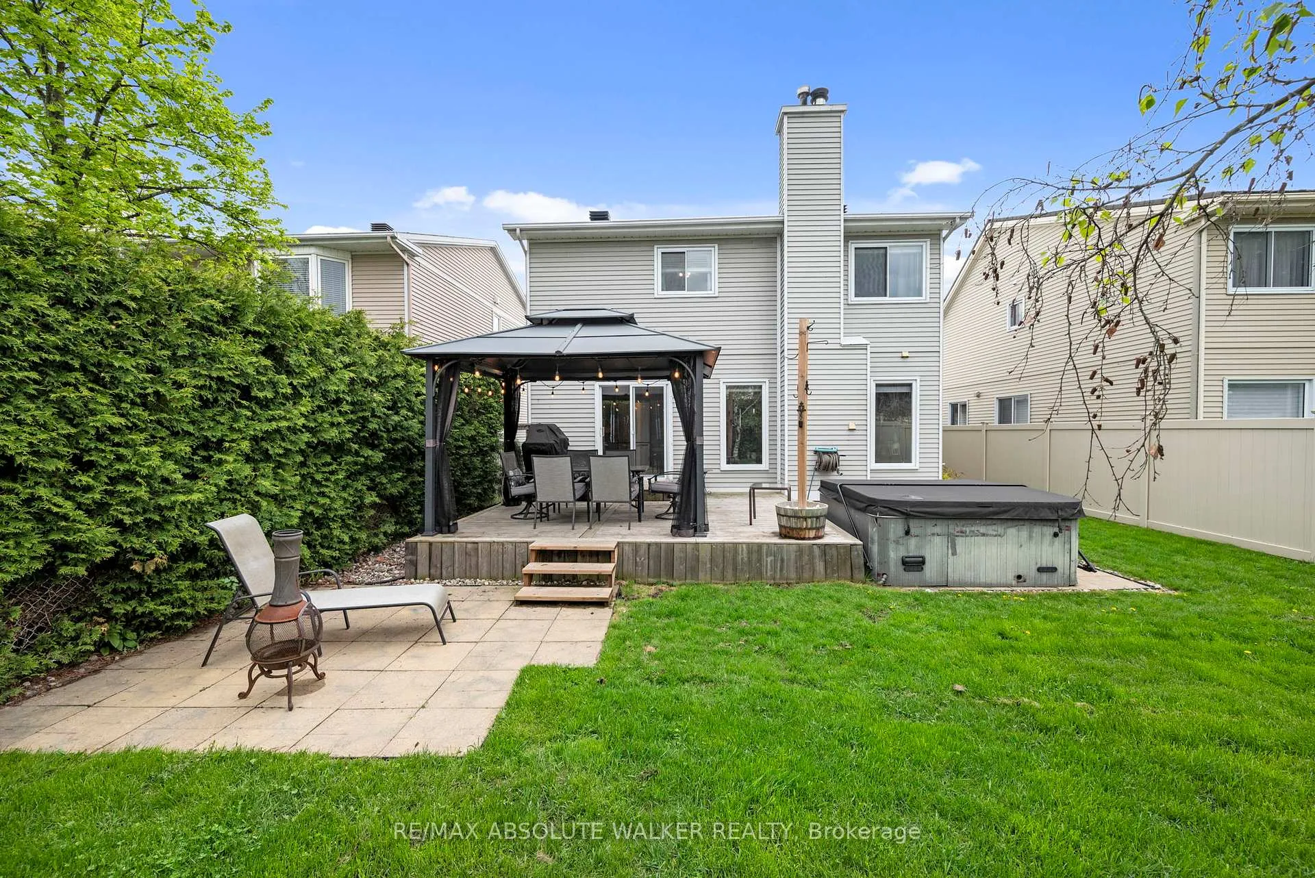 Photo 34 of 726 Thicket Way, Ottawa, Fallingbrook/Gardenway South — HOMEH